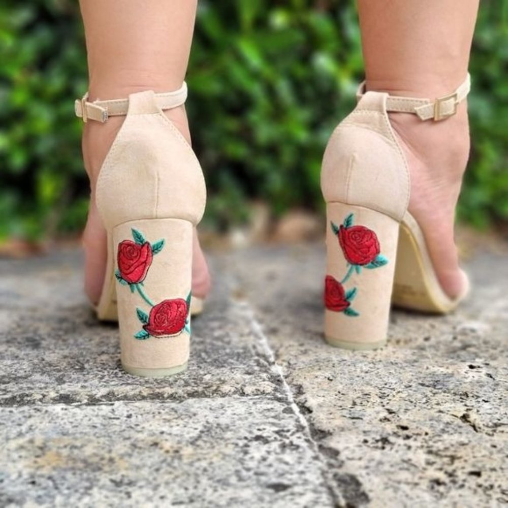 Women's Beige Ankle Strap Chunky Heel Sandals - Picture 4 of 6
